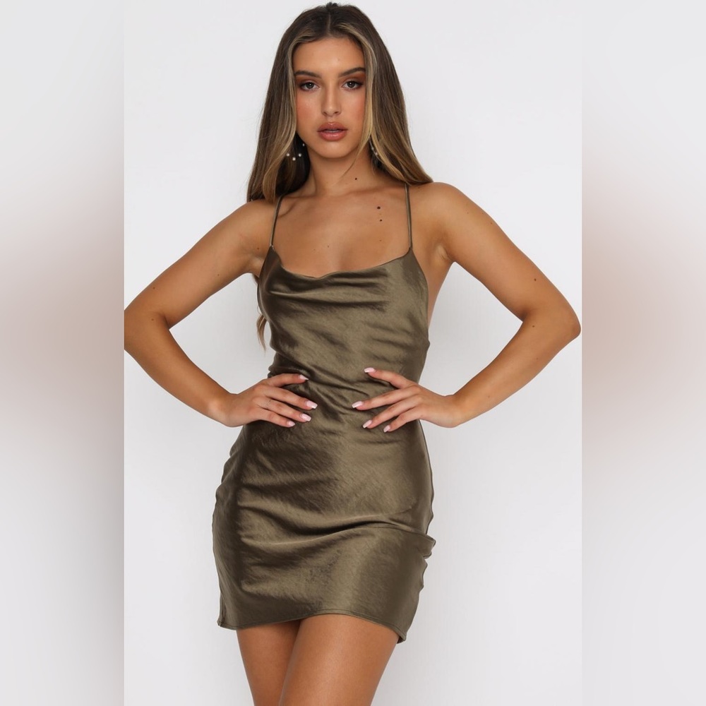 White Fox Olive Green Satin Chain Of Hearts Mini Dress (Size XS) (NWT)